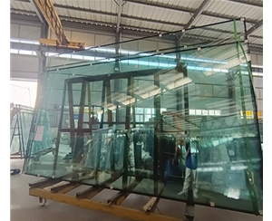 三层隔音玻璃